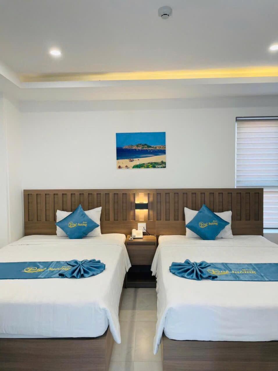 Que Huong Hotel Куїнон Екстер'єр фото
